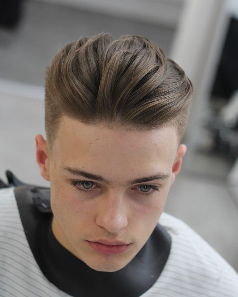 Slick Back sur cheveux secs