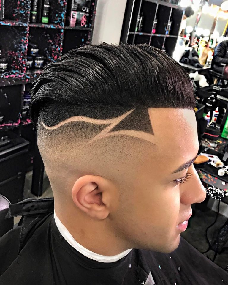 Slick back avec motif en pointe