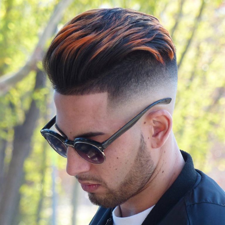 Mèches cuivrées sur undercut sombre
