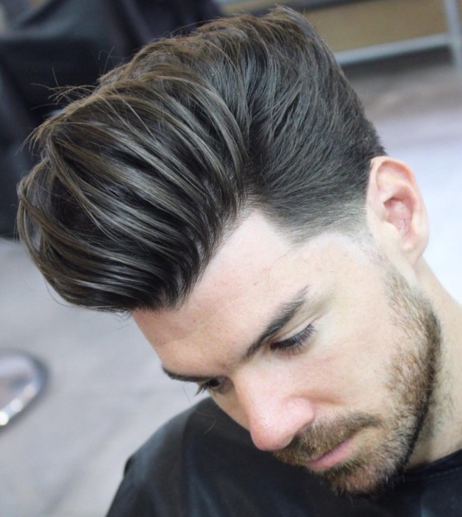 Pompadour texturé - Coupe de cheveux homme